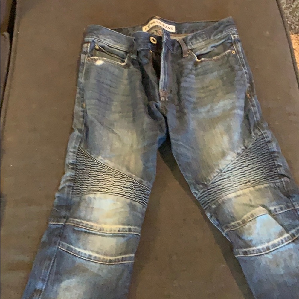 Moto knee skinny jeans